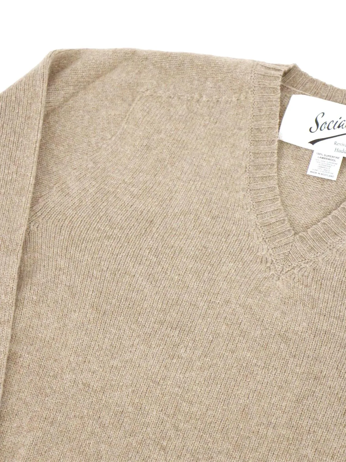 1940s Vintage Scottish Lambswool V-Neck Jumper in Clay Beige