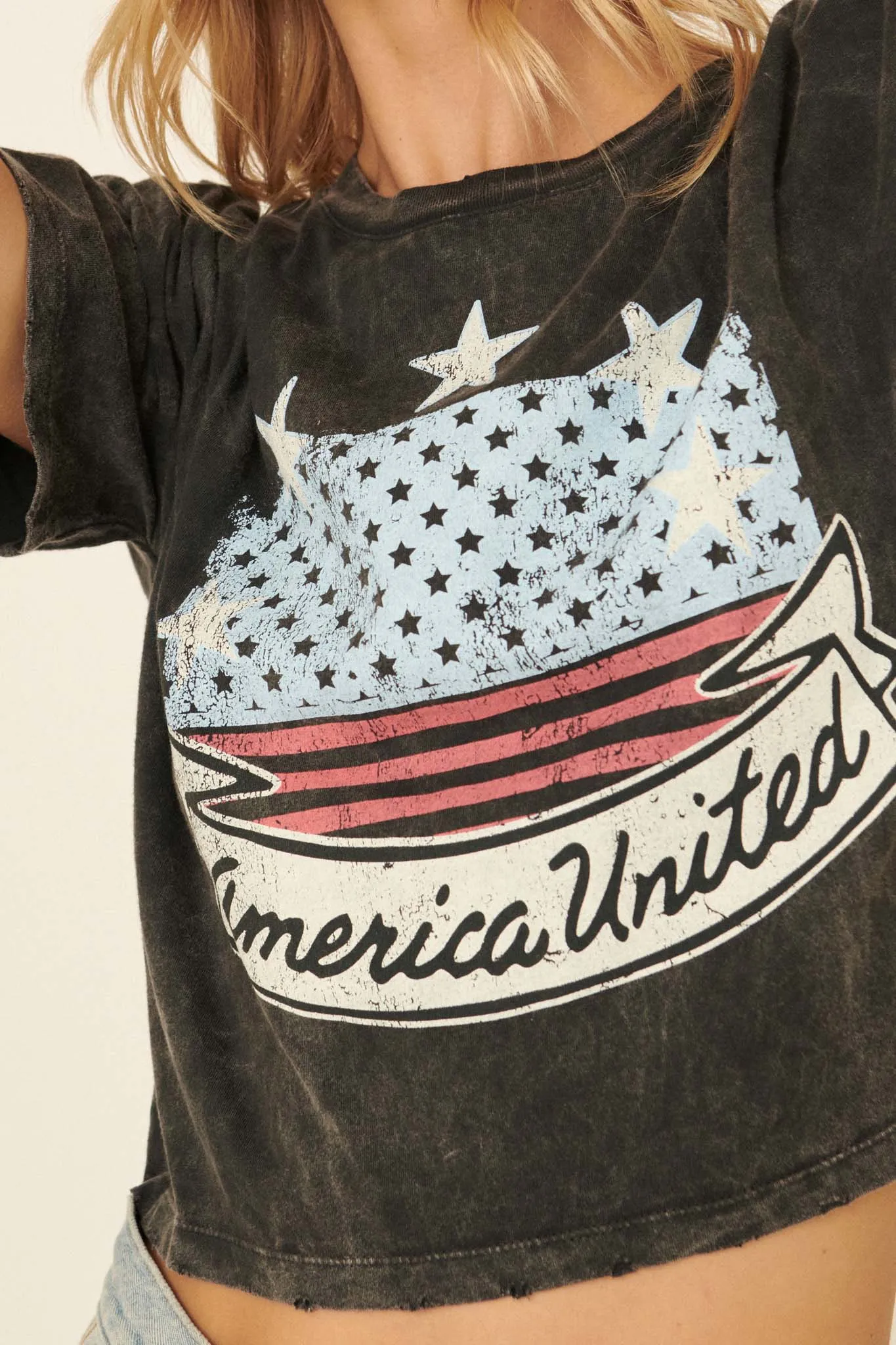 America United Vintage-Wash Cropped Graphic Tee