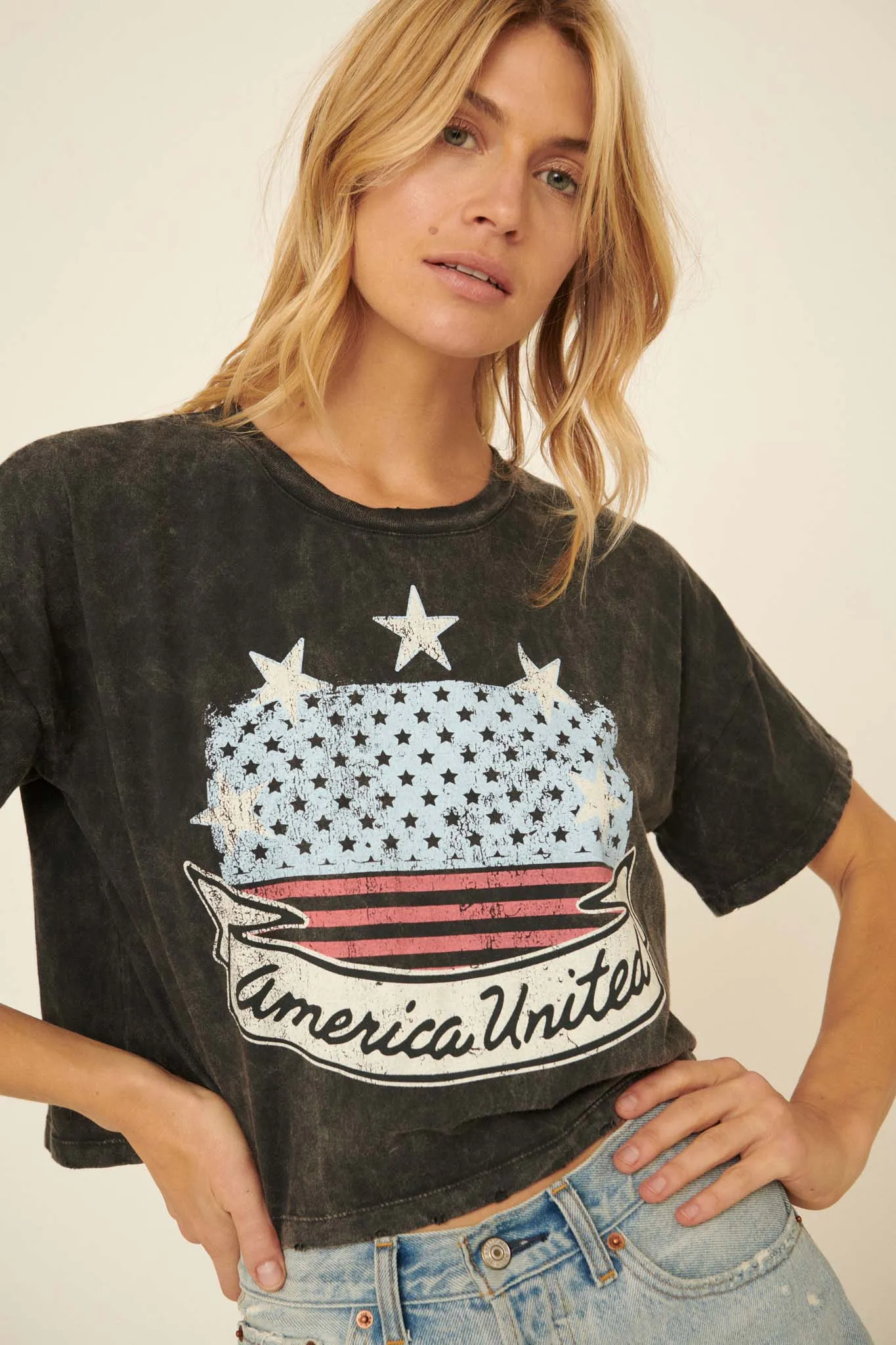 America United Vintage-Wash Cropped Graphic Tee