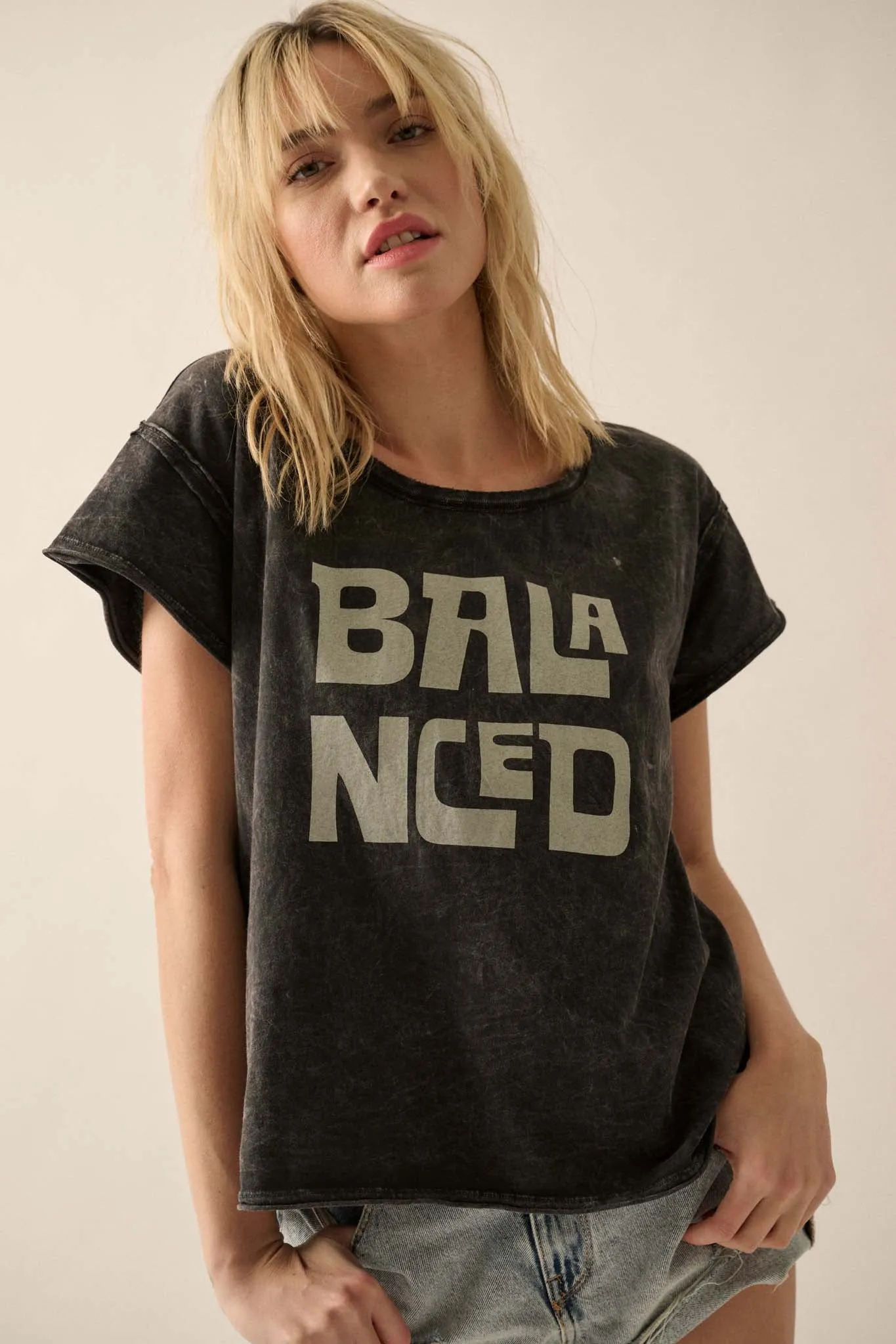 Balanced Vintage-Wash Raw-Edge Graphic Tee