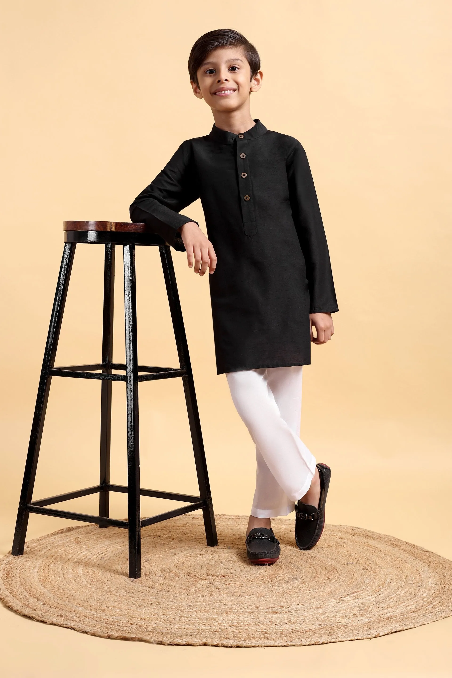 Boys Black Cotton Silk Kurta & Pajama