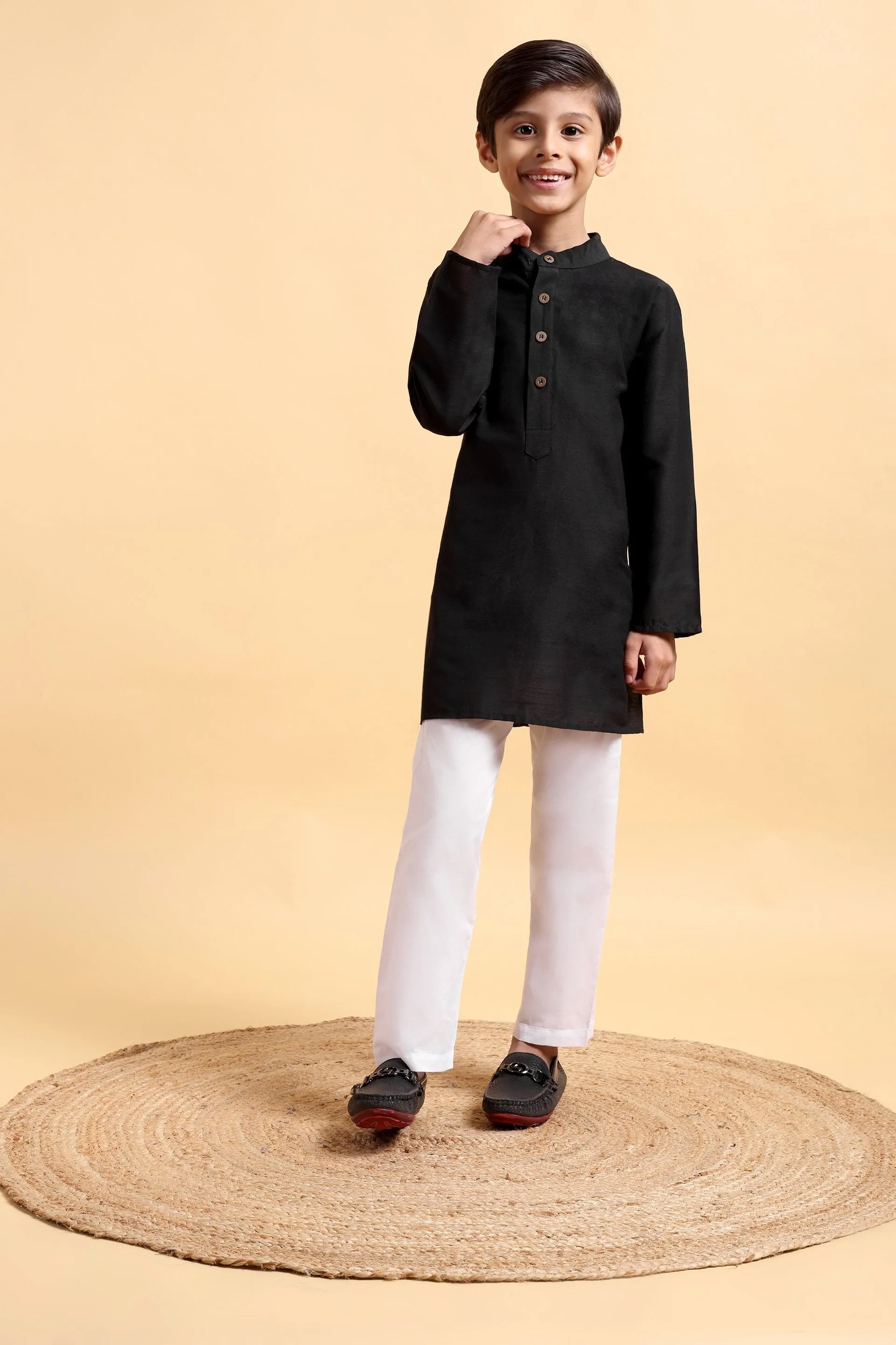 Boys Black Cotton Silk Kurta & Pajama