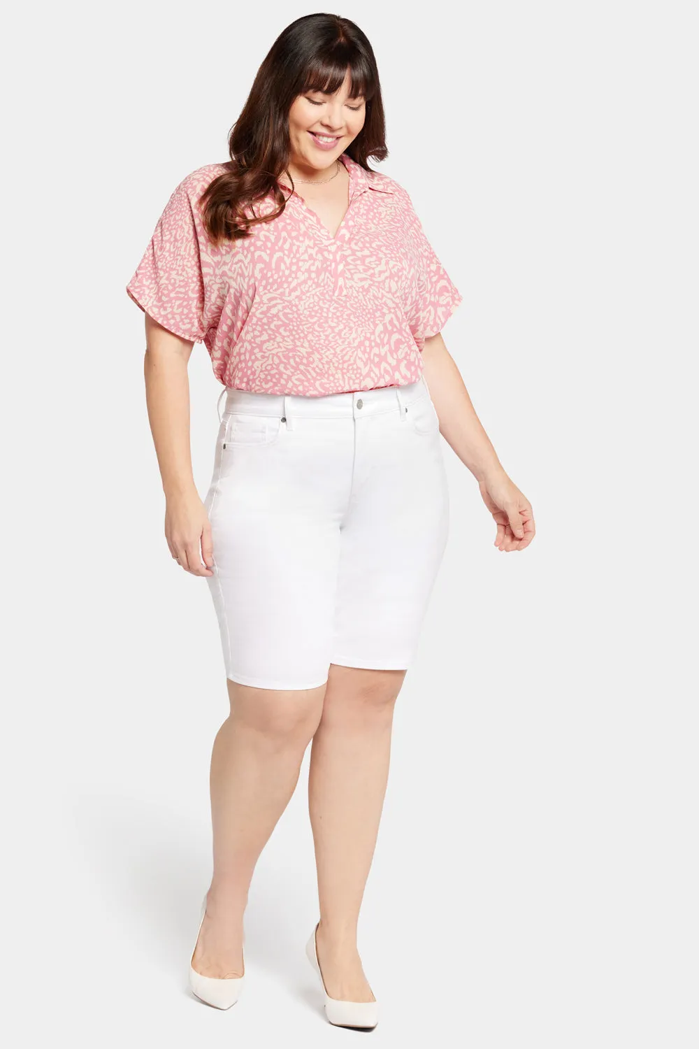 Briella 11 Inch Denim Shorts In Plus Size - Optic White