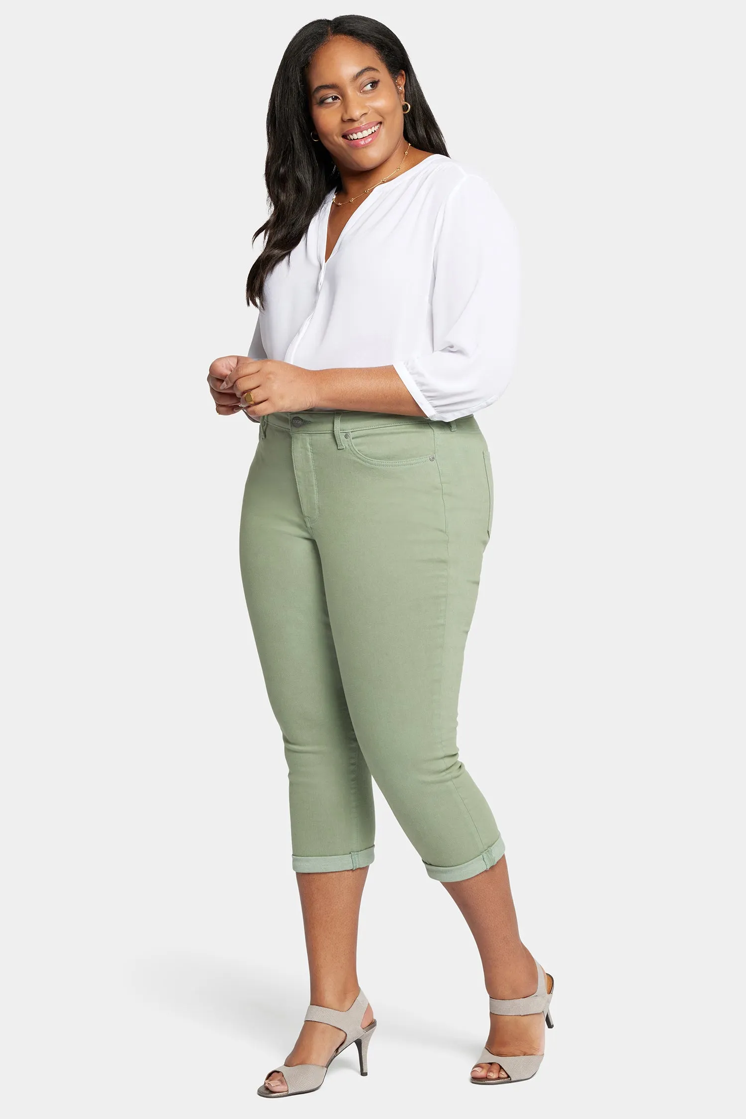 Chloe Skinny Capri Jeans In Plus Size - English Ivy