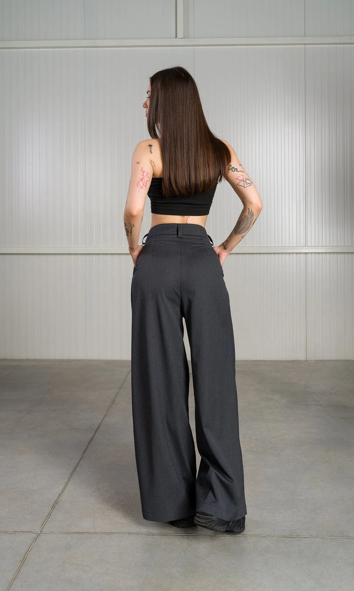 Cool Wool Tuck Pants