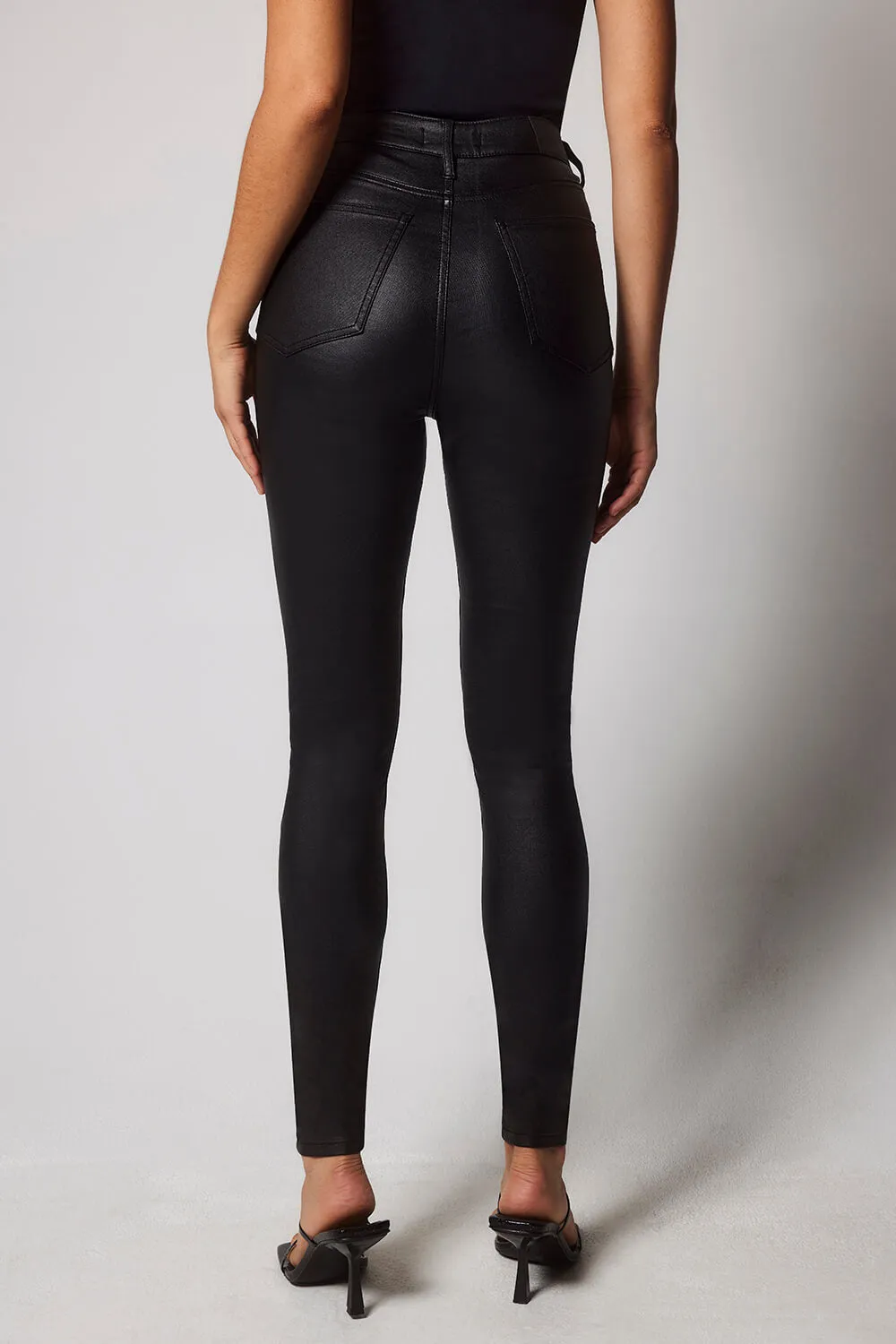 Curve Coated Jeans - Black