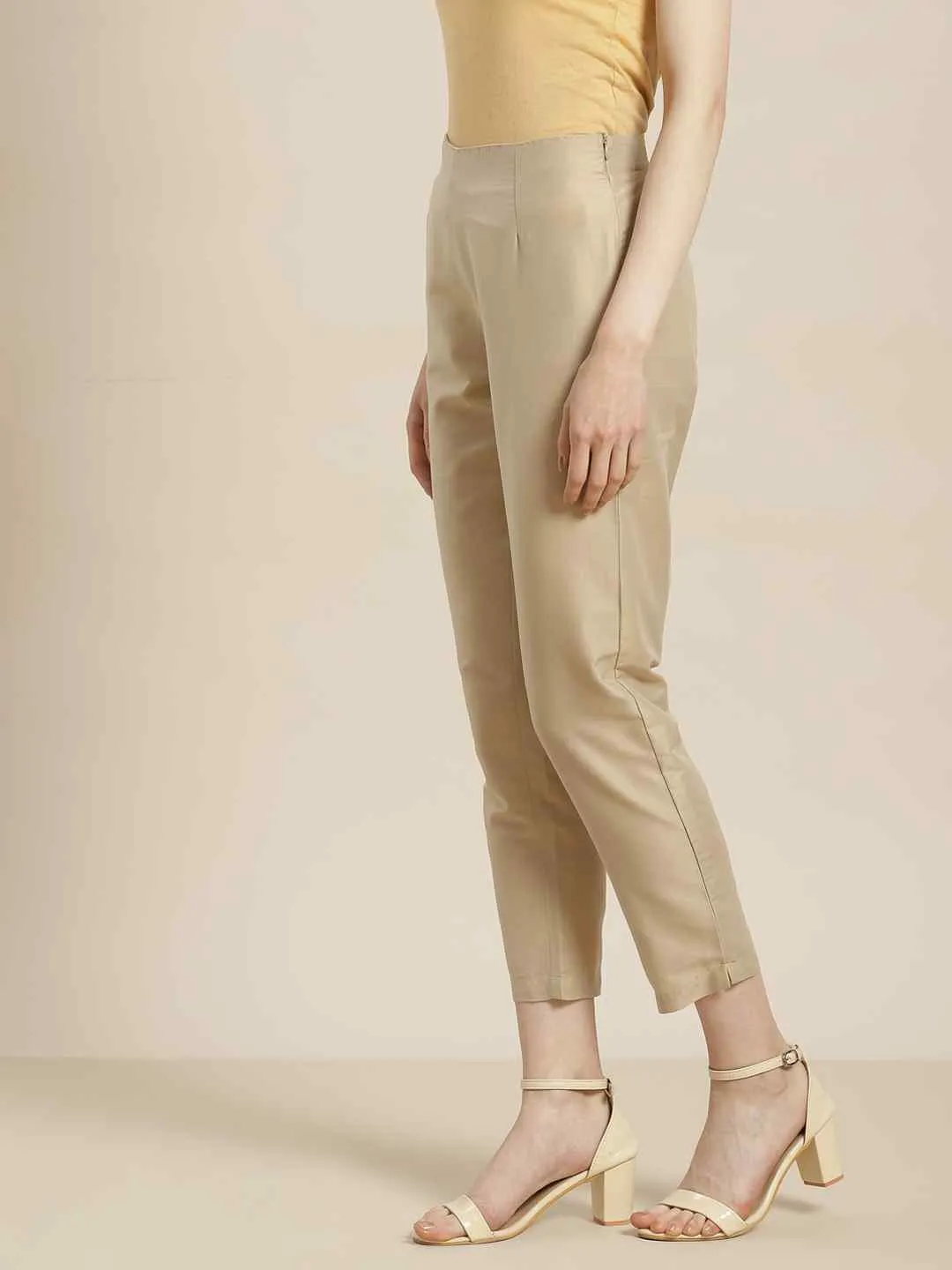 Juniper Sand Grey Solid Poly Silk Slim Fit Pants.