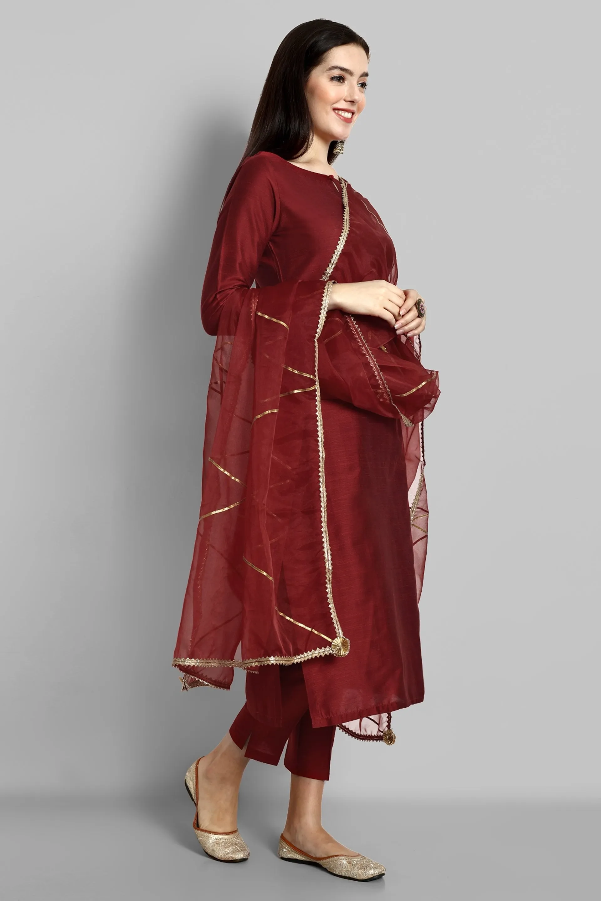 Key Hole Maroon Boat Neck kurta with elasticated Pant and Organza Dupatta - Set of 3