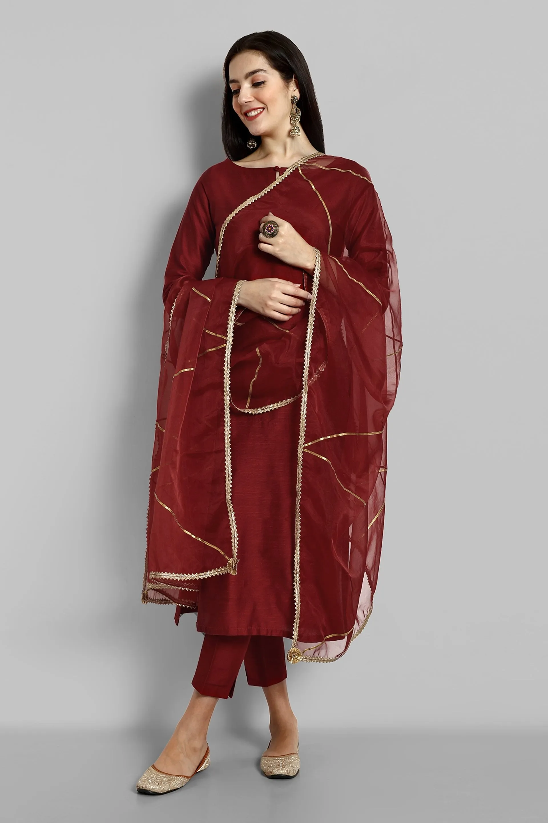 Key Hole Maroon Boat Neck kurta with elasticated Pant and Organza Dupatta - Set of 3