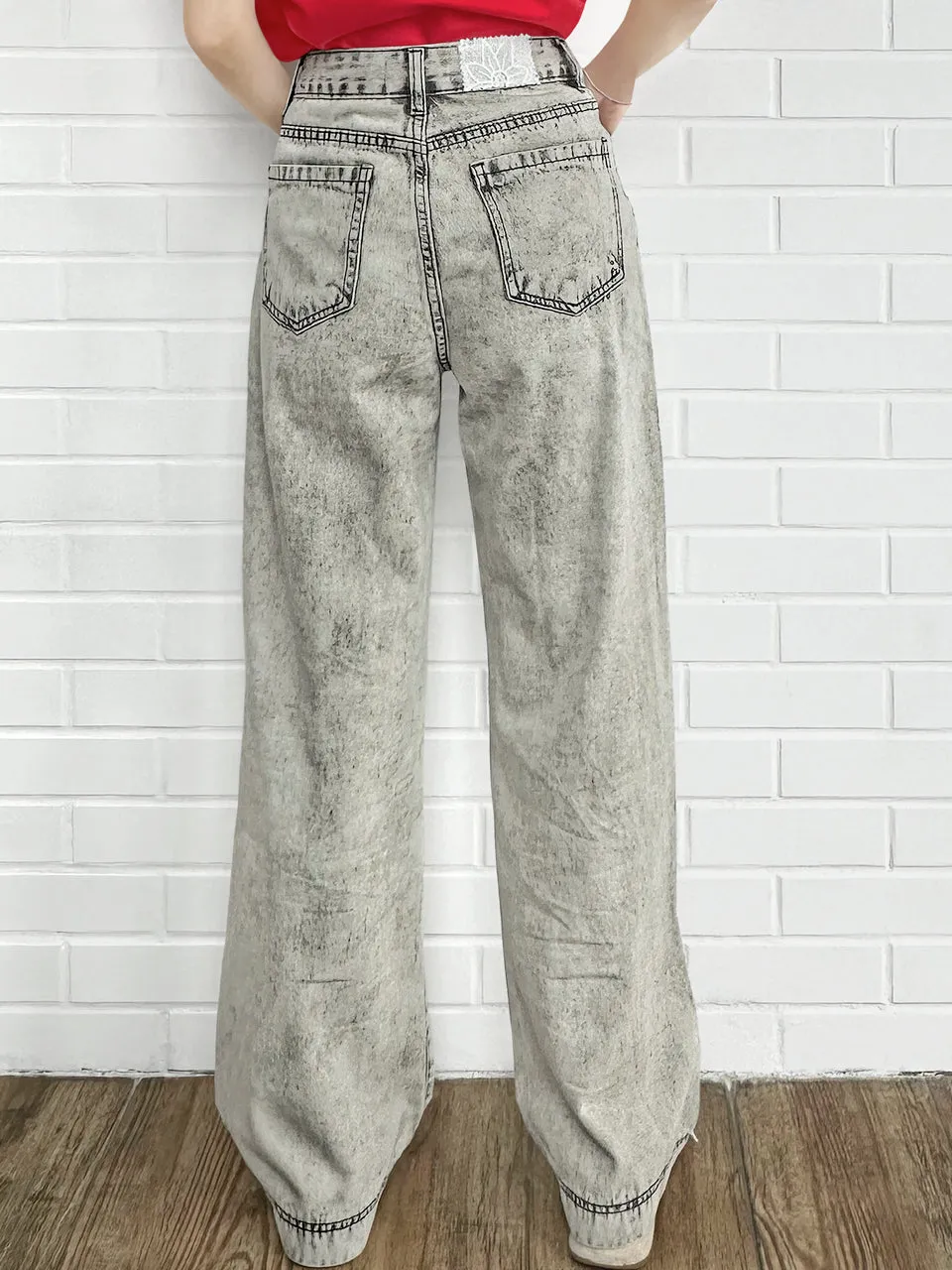 Last Chance! Light Grey Wash Pleated Front Wide Leg Jeans