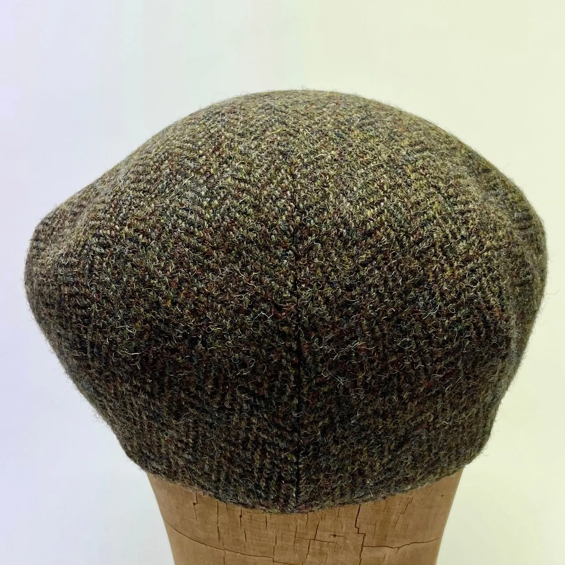 Linney - County Cap - Extra Quality Harris Tweed - #4207 Olive Herringbone