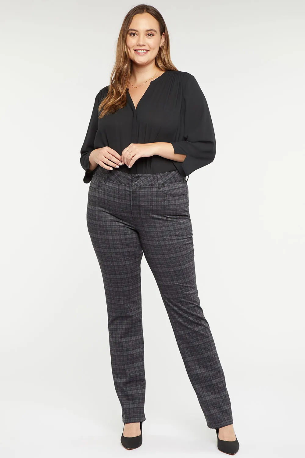 Marilyn Straight Pants In Plus Size - Hudson Plaid