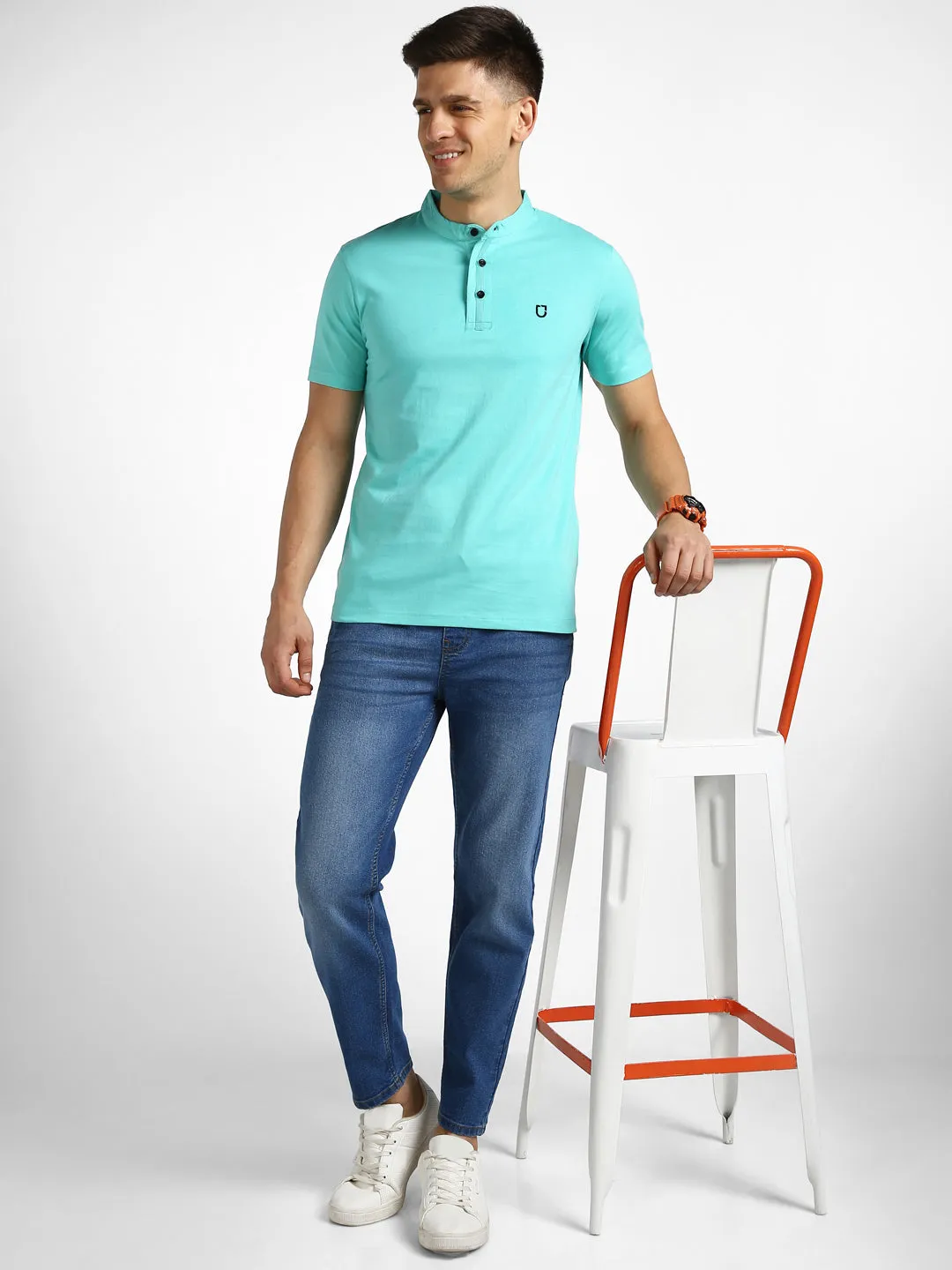 Men's Aqua Green Solid Mandarin Collar Slim Fit Half Sleeve Cotton T-Shirt