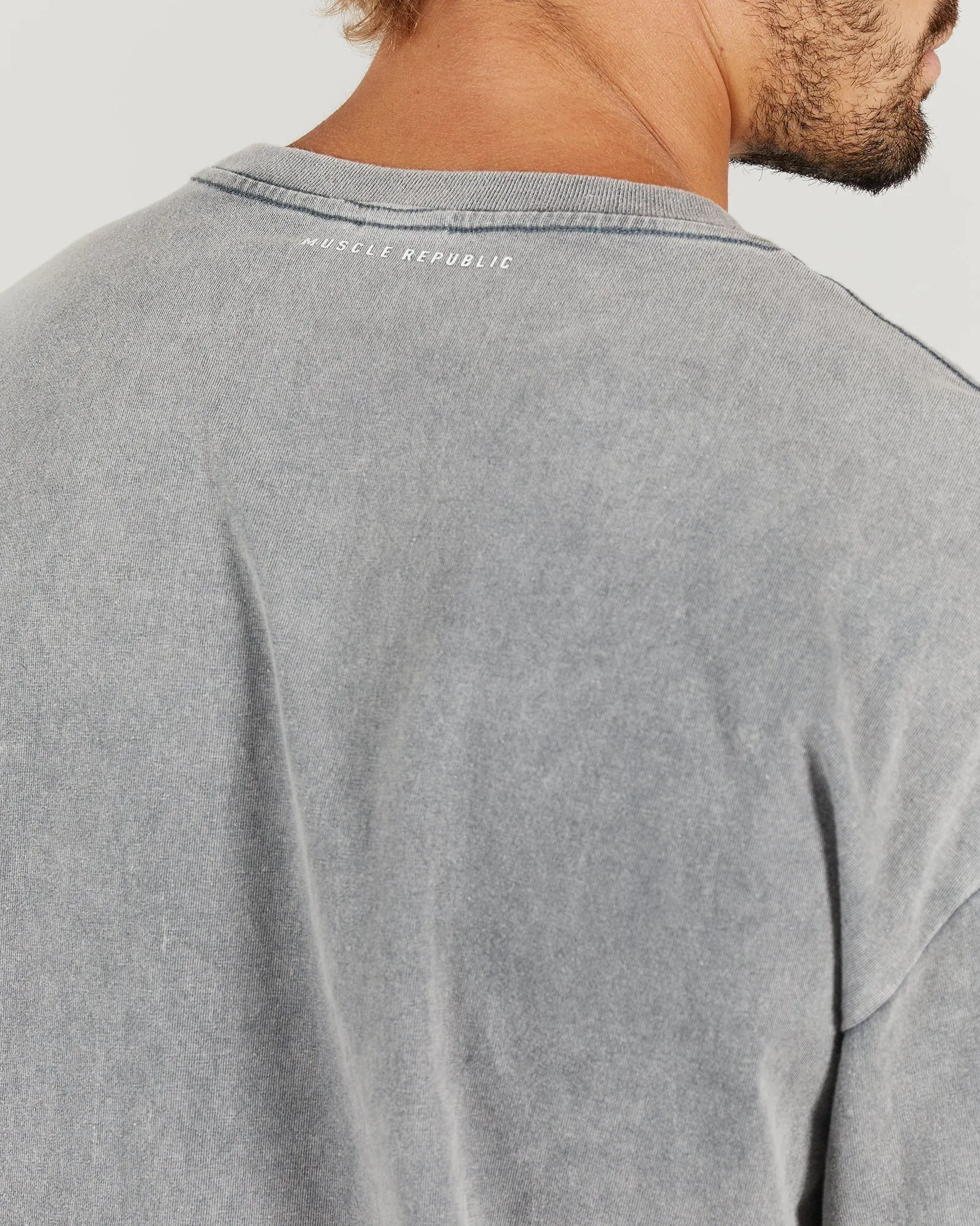 MEN'S OVERSIZED TEE - WASHED GREY