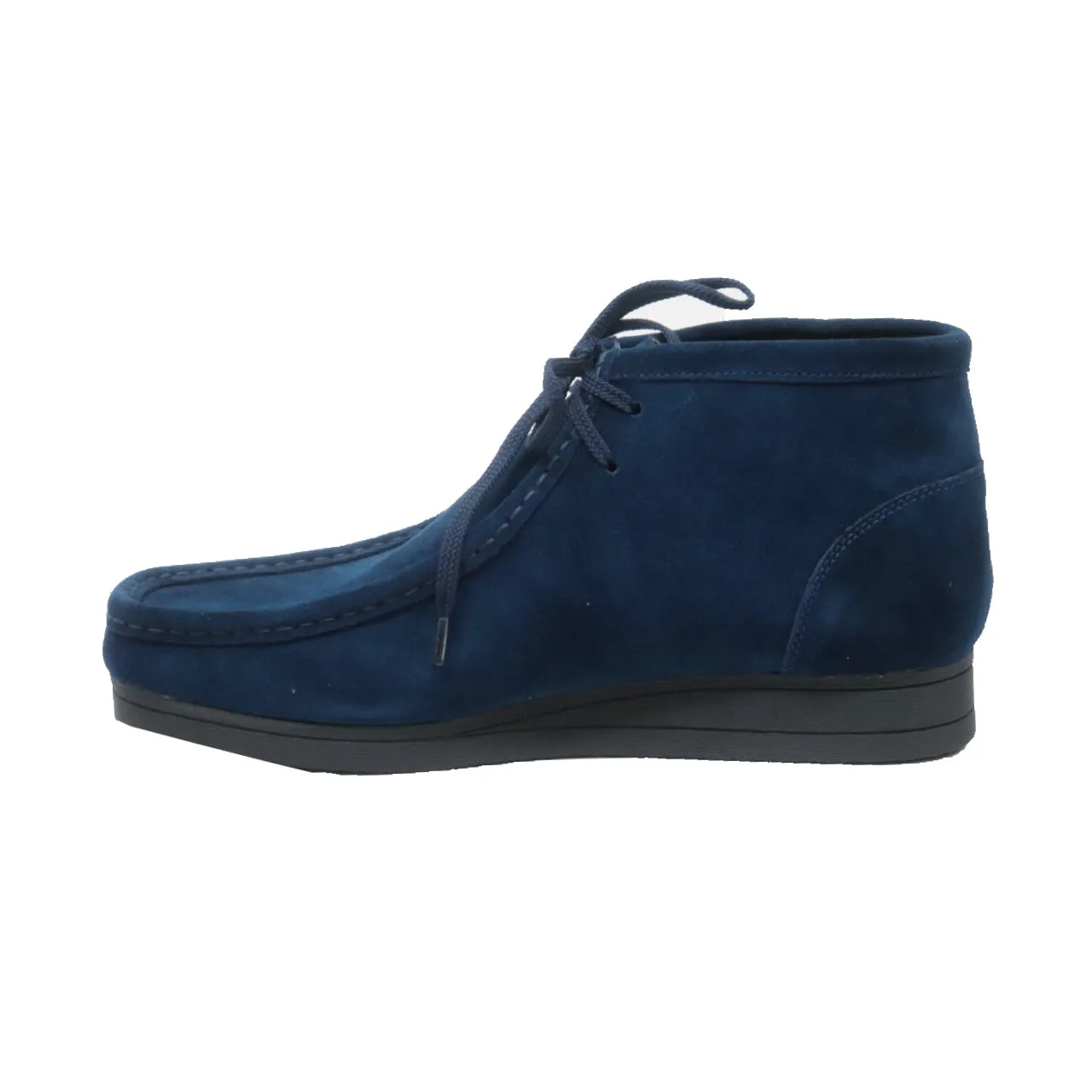 New Castle 2 Suede - Versatile and Stylish Mens Casual Shoe from The British Collection