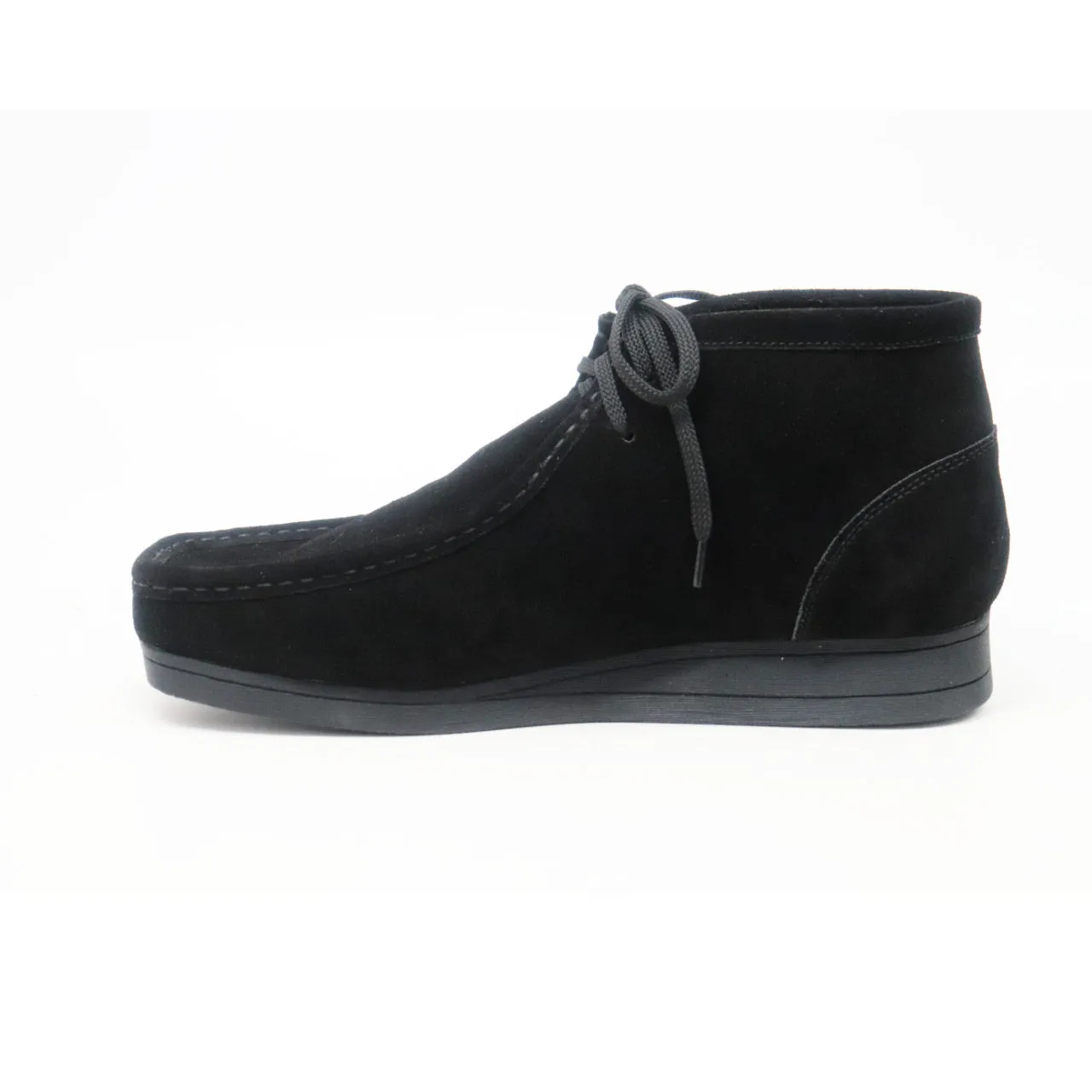 New Castle 2 Suede - Versatile and Stylish Mens Casual Shoe from The British Collection