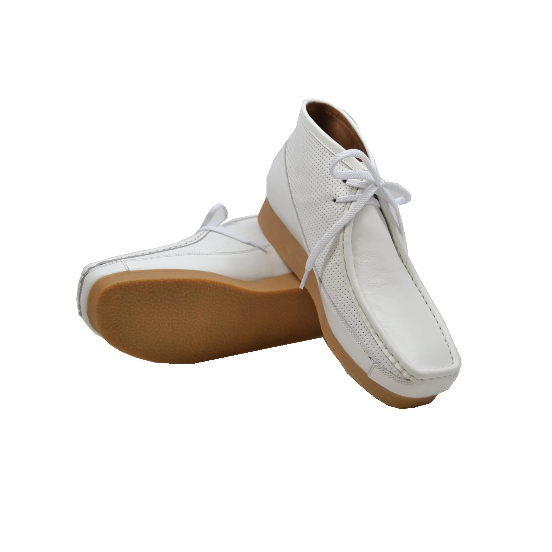 New Castle White Leather Mens Casual Shoe from the British Collection