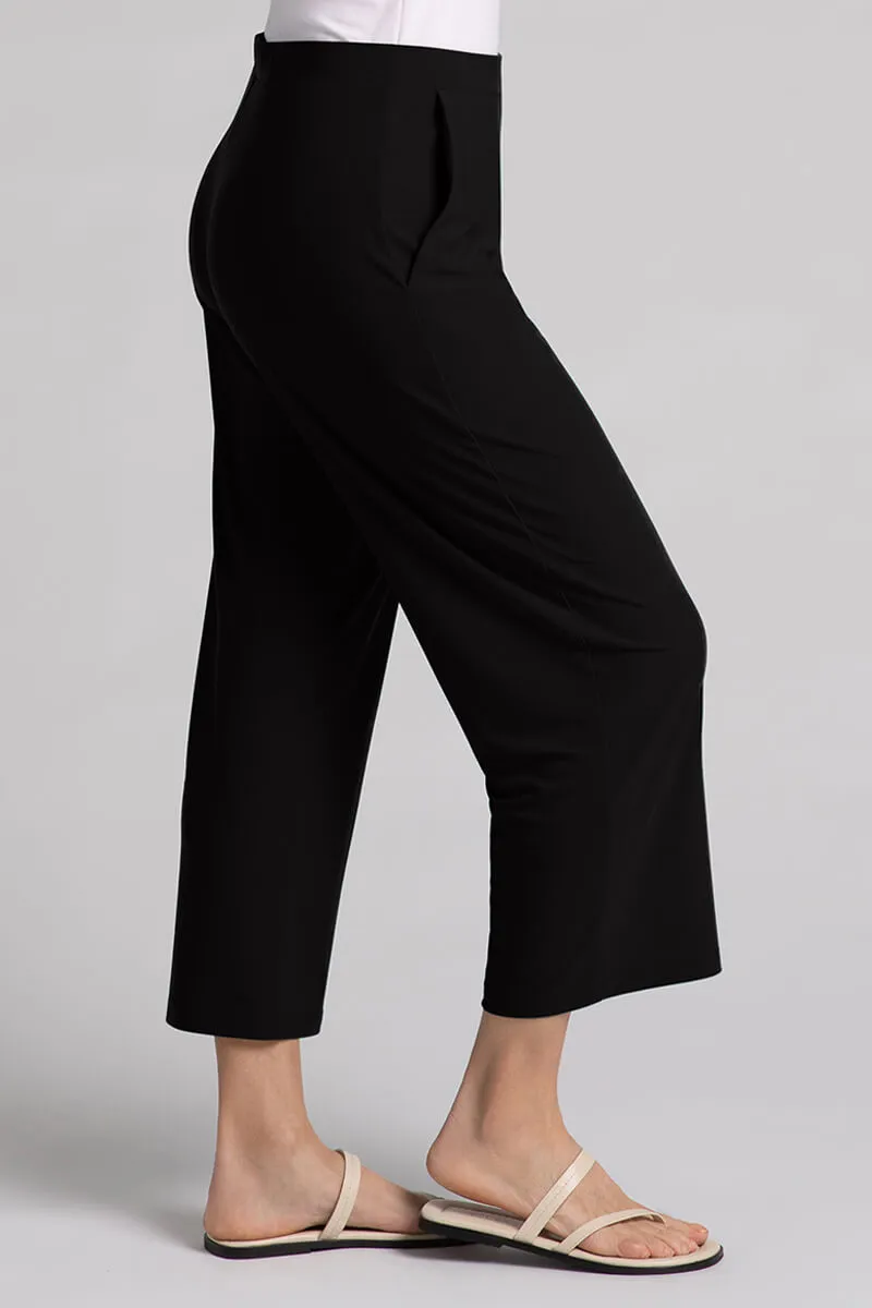 Nu Straight Leg Crop | Black