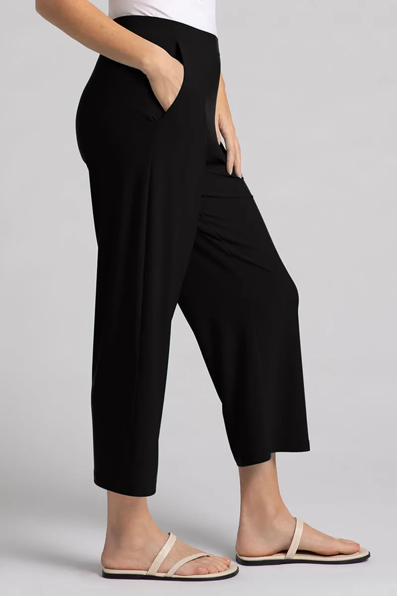 Nu Straight Leg Crop | Black