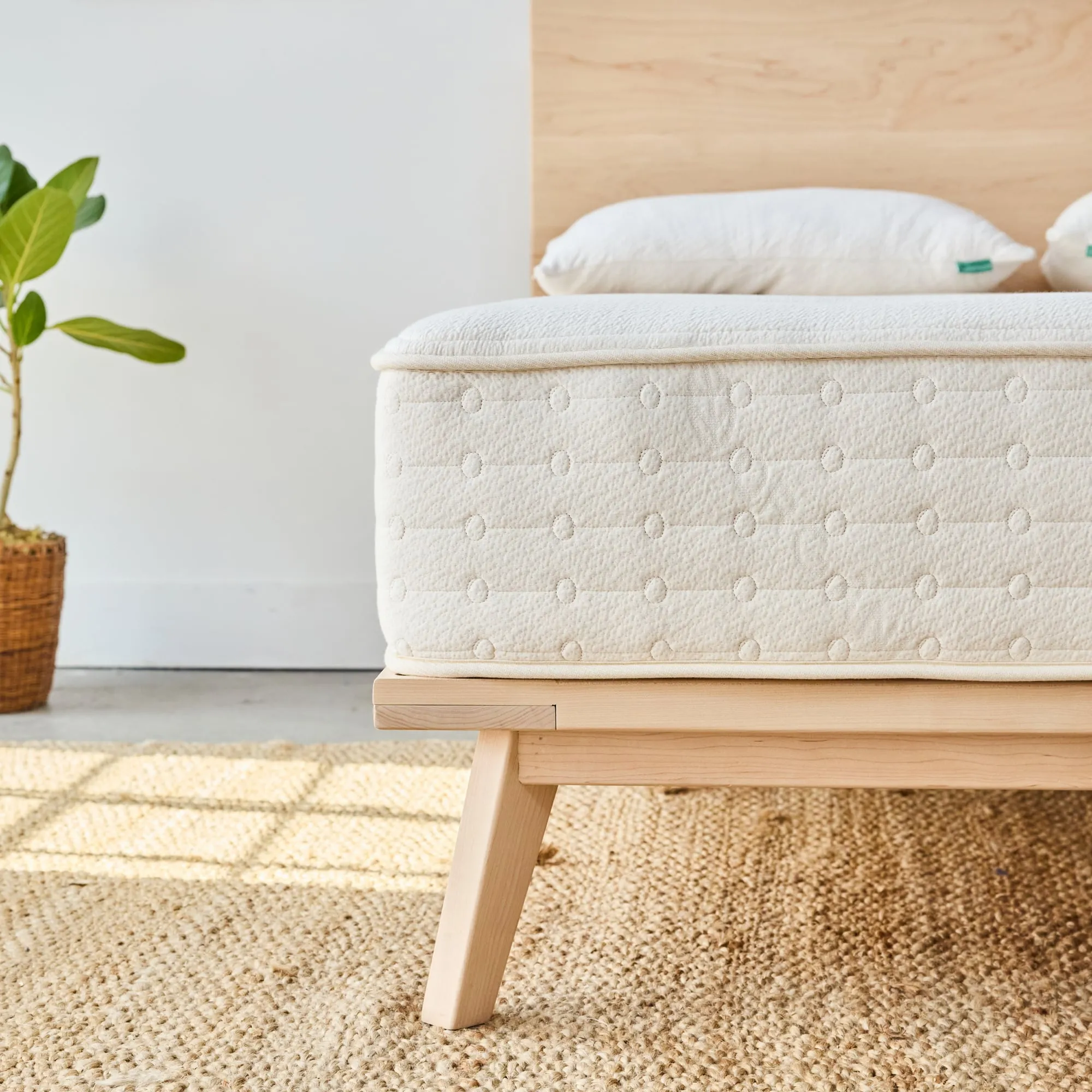 Organic 11″ Hybrid Mattress