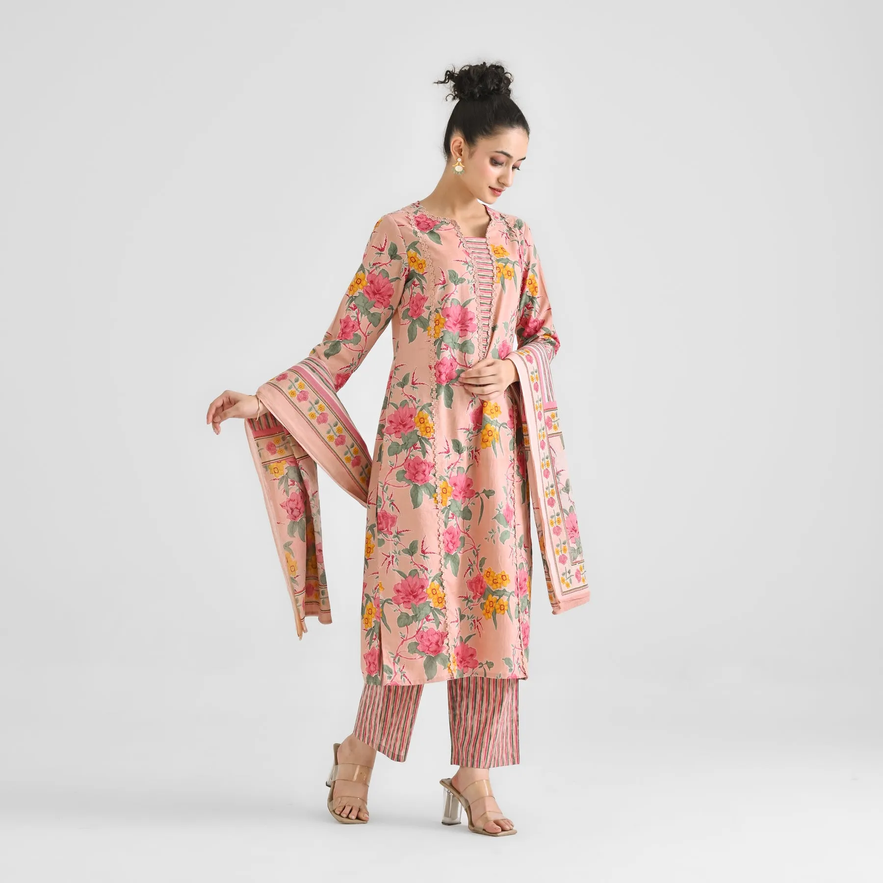 Peach Sanganeri Floral Printed Cotton Kurta Pant Set with Dupatta & Lace Detail