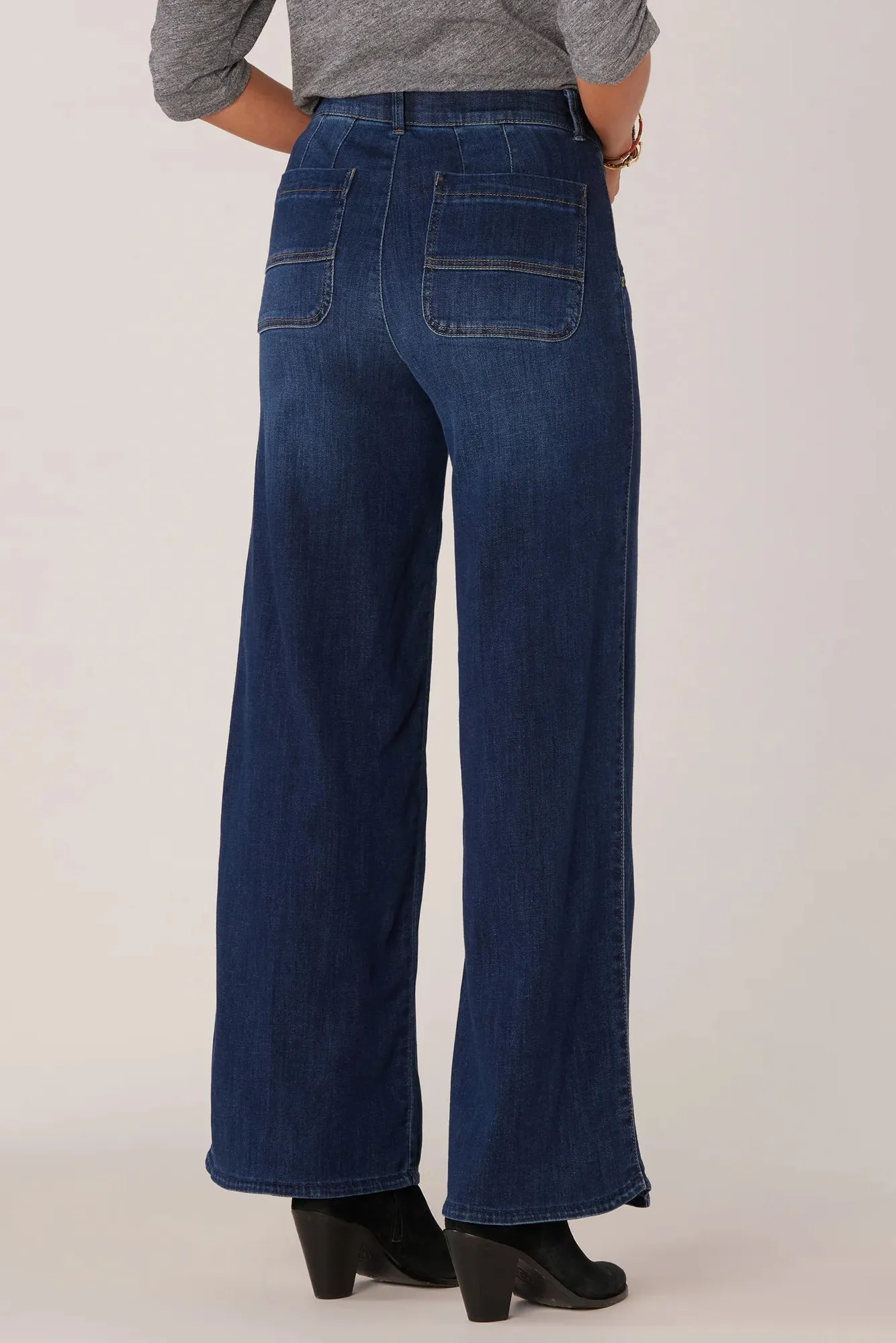 Skyrise Tulip Hem Jean