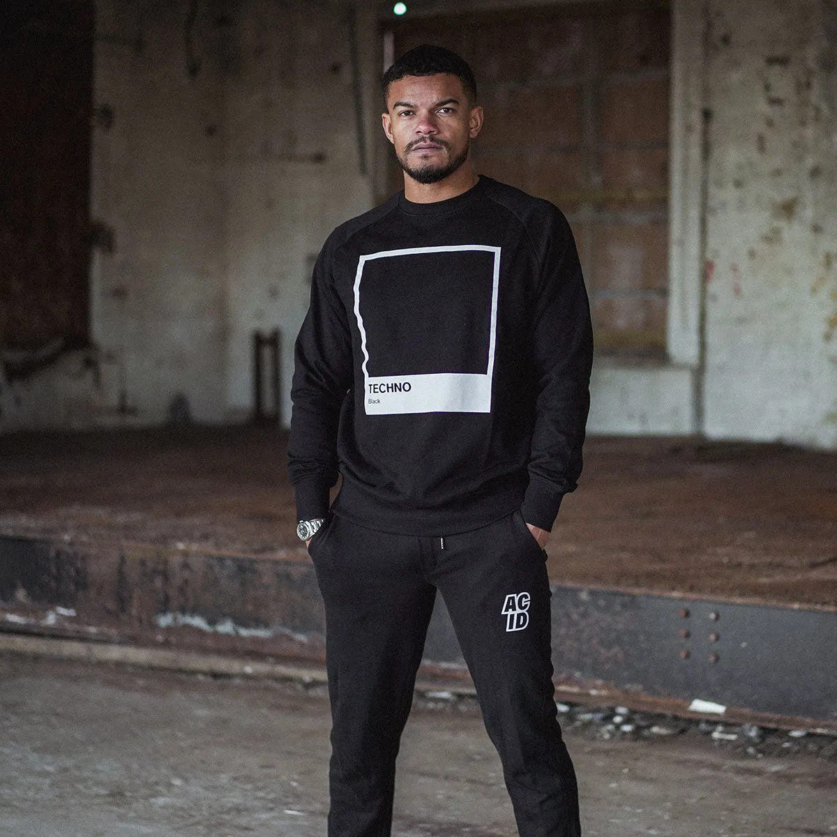 Techno Black - Sweatshirt - Black