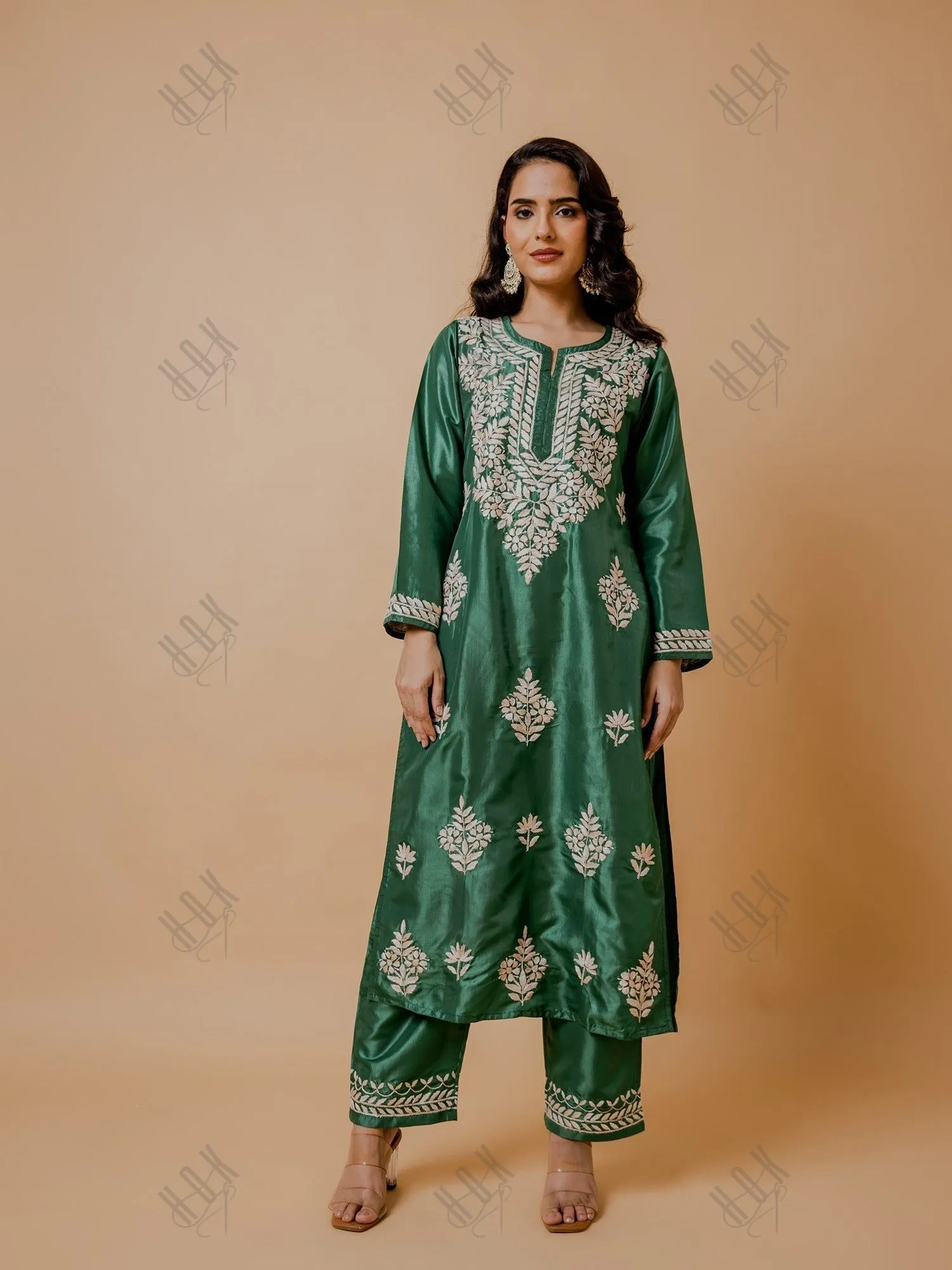 Urmi in Silk Chikankari Kurta Set for Women - Mehndi Green